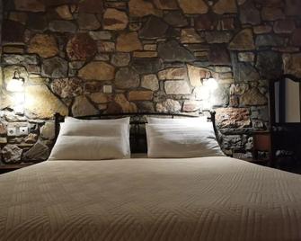 Ataviros Hotel - Embonas