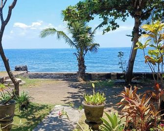 Hotel Tara Bar & Resto Air Sanih - Buleleng