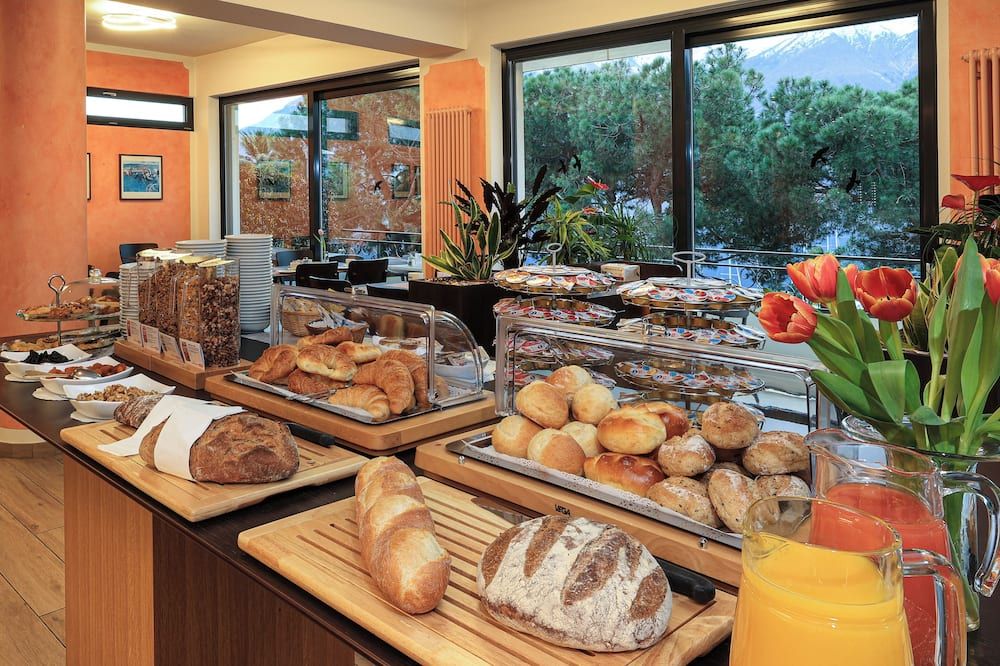 Hotel Geranio Au Lac - Locarno - Buffet