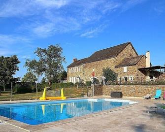 Cottage With Pool In The Heart Of Aveyron - Sauveterre-de-Rouergue - Piscina