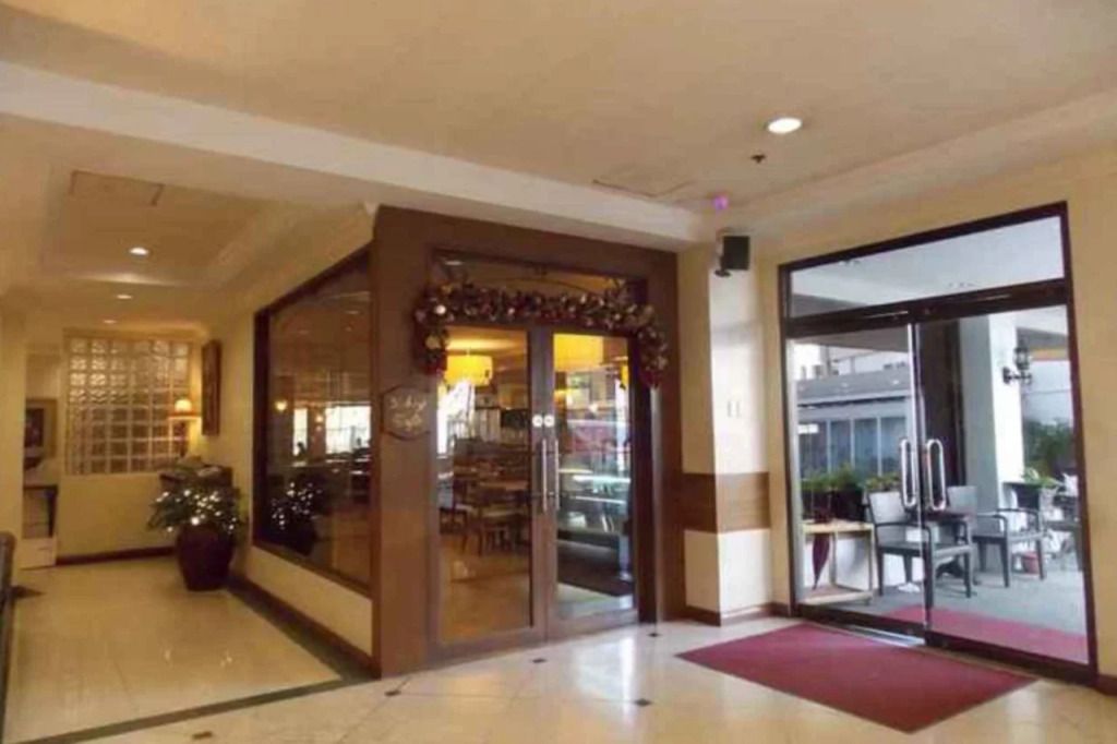 ديبلومات هوتل