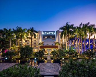 Novotel Sanya Bay Yatai - Sanya - Gebouw