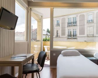 Inter-Hôtel Arum Remiremont - Remiremont - Schlafzimmer
