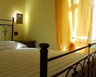 La Corte di Lucina - Terralba - Camera da letto