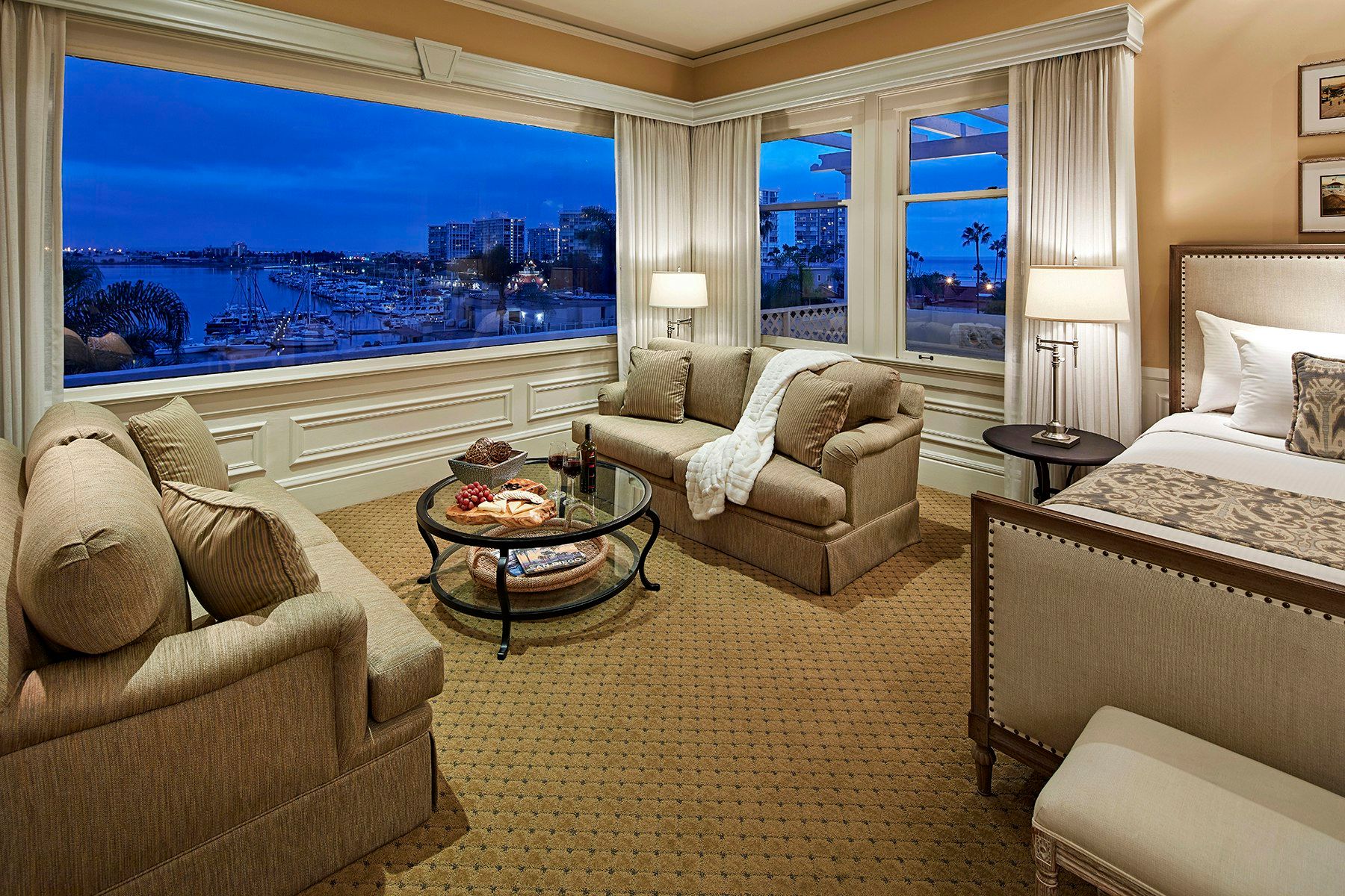 Glorietta Bay Inn