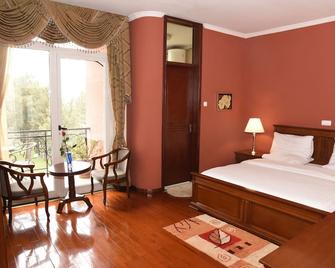 Diplomat Luxury Furnished Apartments - Addis Ababa - Bedroom
