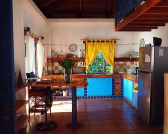 Front Beach Montezuma - Montezuma - Cocina