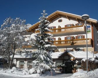 Hotel Cristallo - Vigo di Fassa - Bâtiment
