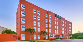 蒂華納奧塔城市快捷青年酒店 - 提瓦那 - 提華納 - 建築