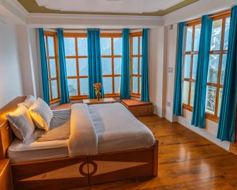 Hotel Kalpa Deshang - Kalpa - Habitación