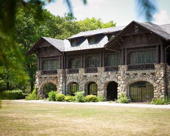 Overlook Lodge at Bear Mountain - Fort Montgomery - Bygning