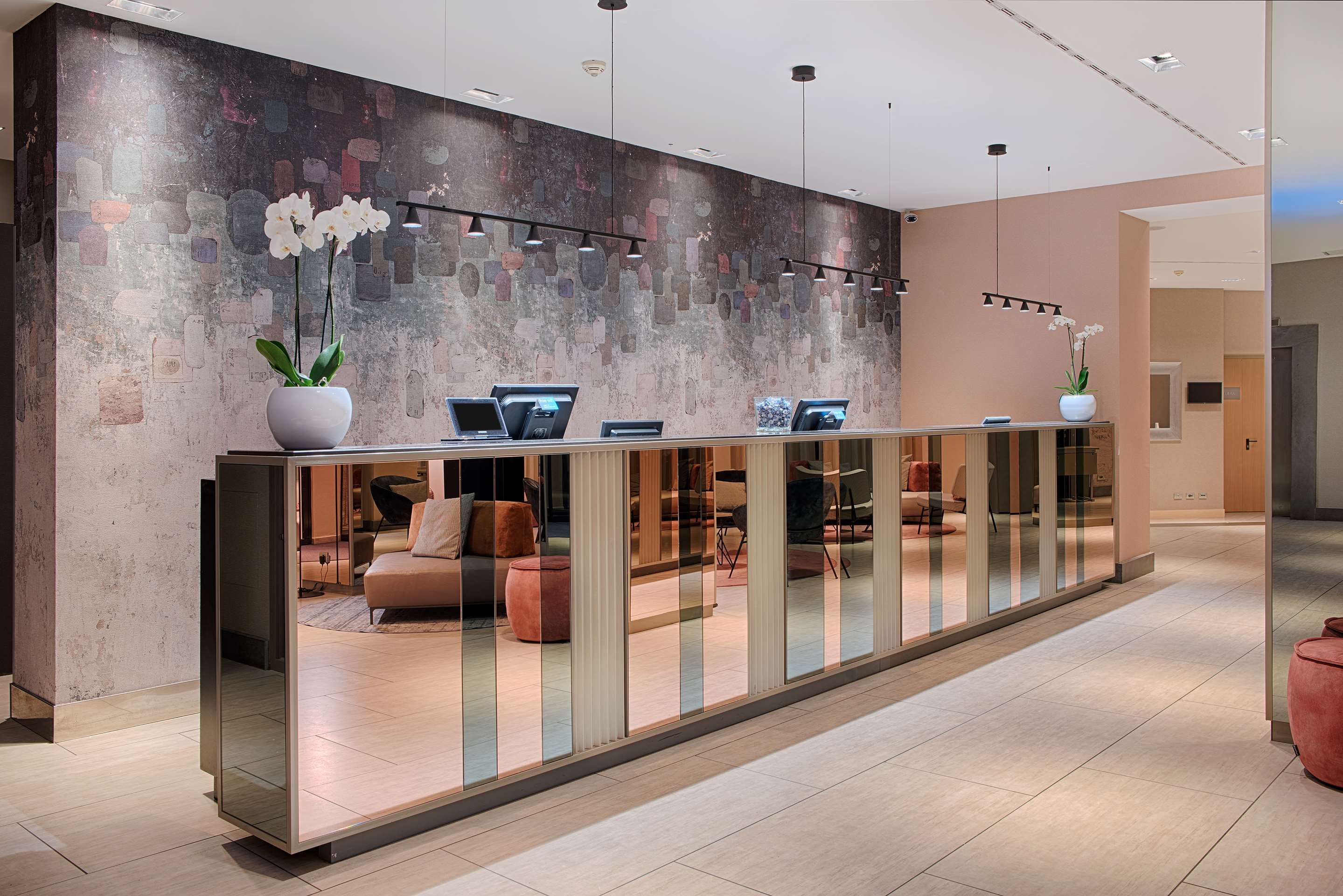 NH Bologna De La Gare - Bologna - Lobby