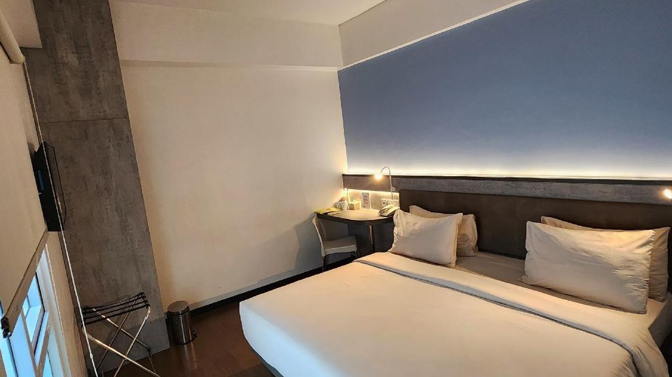 Amaris Hotel Embong Malang - Surabaya