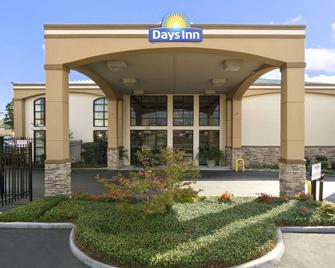 Days Inn & Suites by Wyndham Tuscaloosa - Univ. of Alabama - Tuscaloosa - Rakennus