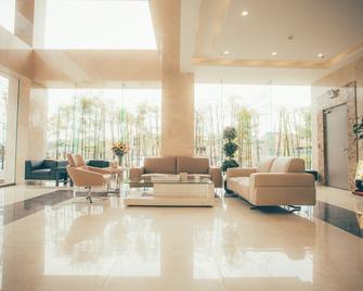 Top Hotel - Hanoi - Lobby