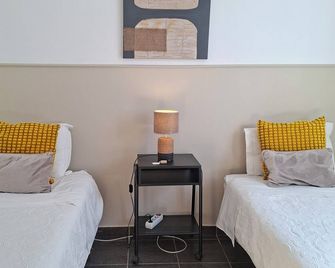 Sleep & Go Faro Airport Guest House - Faro