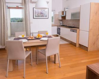 Villa Lumare - 100m from the sea - Pula - Salle à manger