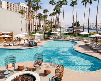 شيراتون سان دييجو ريزورت - سان دييغو - حوض السباحة
