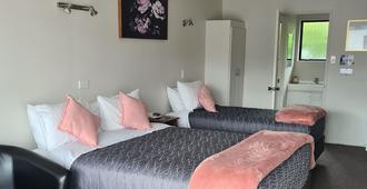 Arran Motel - Te Anau - Bedroom