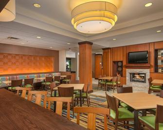 Fairfield Inn & Suites by Marriott Cleveland - Cleveland - Restaurante