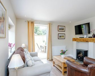 1 bedroom accommodation in Roughton, near Woodhall Spa - Woodhall Spa - Living room