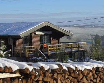 Quiet chalet with panoramic view and fenced garden - Tenneville - Vista del exterior
