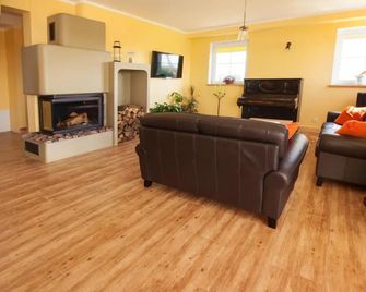 Agroturystyka Nad Wielkim Szelagiem - Stare Jabłonki - Living room