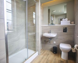 Royal Whitby - Whitby - Baño