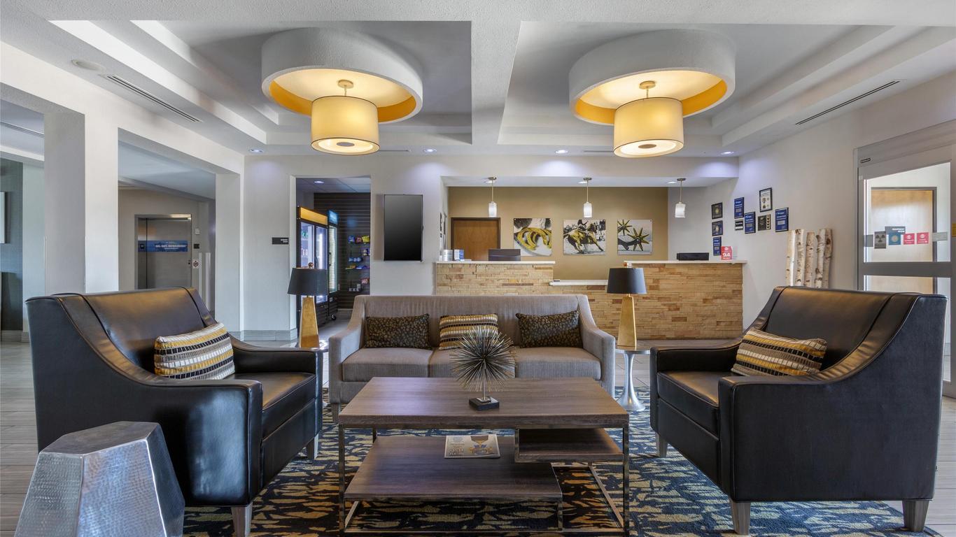 Best Western Plus Lampasas Inn & Suites
