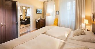 Boutique-Hotel Moseltor & Altstadt-Suiten - Traben-Trarbach - Slaapkamer