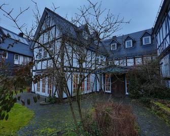 Gasthaus Fiester Hannes - Burbach