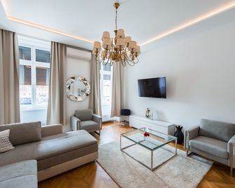 Casa Mandl - Braşov - Wohnzimmer