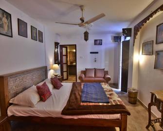 Yogi Guest House - Jodhpur - Bedroom