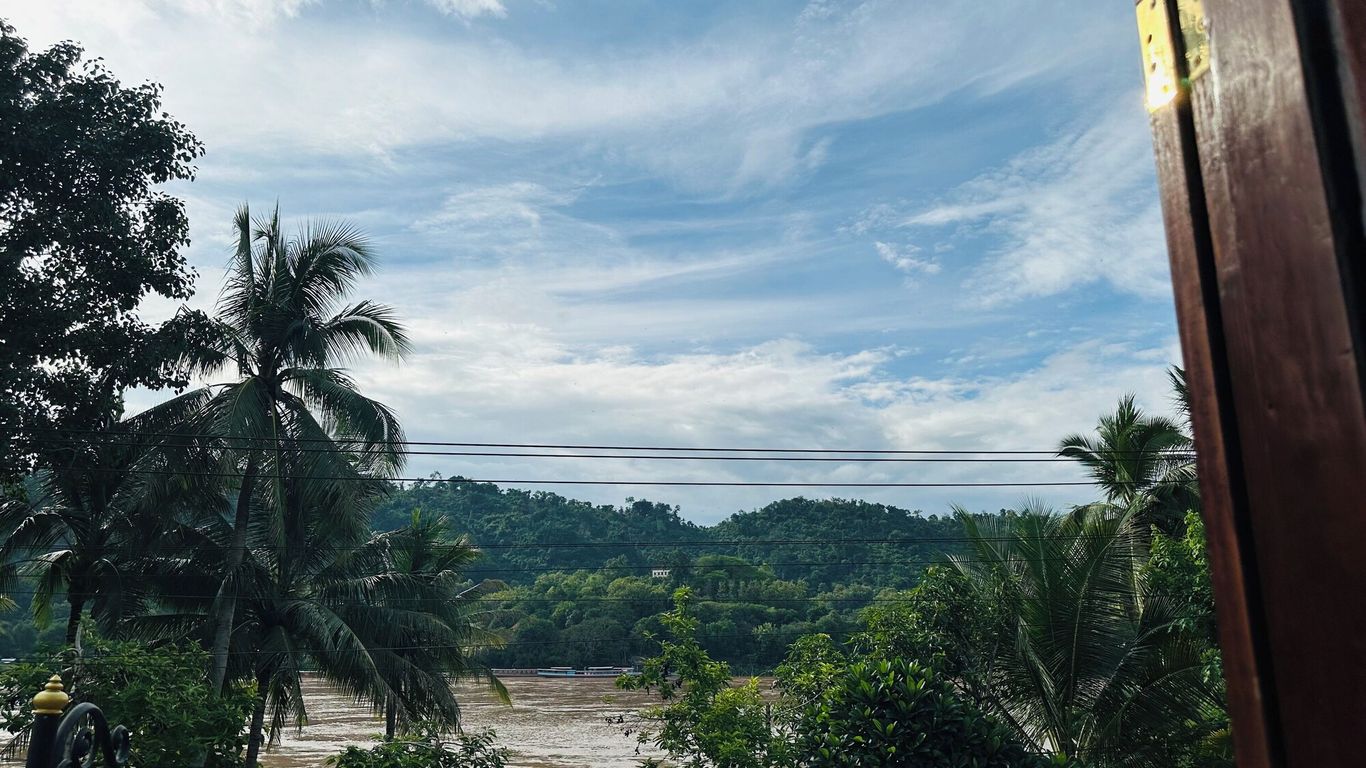 Villa Phonethip Mekong Riverside