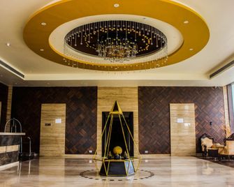 Solitaire Hotel & Resort - Ujjain - Lobby
