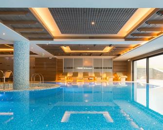 Gorski Hotel & Spa - Kopaonik - Pool