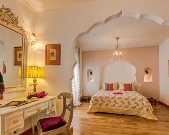 Ipekyol Hotel - Cesme - Bedroom