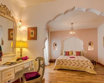 ايبيكيول هوتيل - سسمى - غرفة نوم