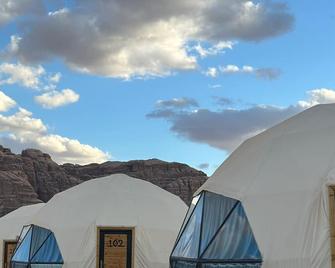 Tulip Camp Wadi Rum - Wadi Rum