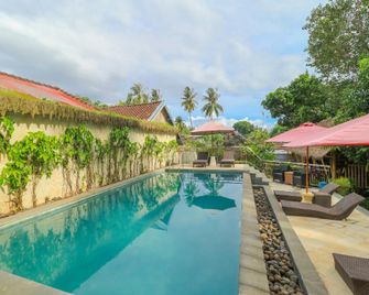 Senggigi Cottages Lombok - Mataram - Pool