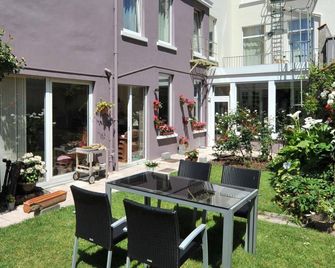 Hotel Manitoba - Blankenberge - Patio