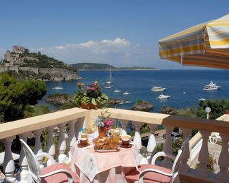 Hotel Giardino delle Ninfe e La Fenice - Ischia - Balcony