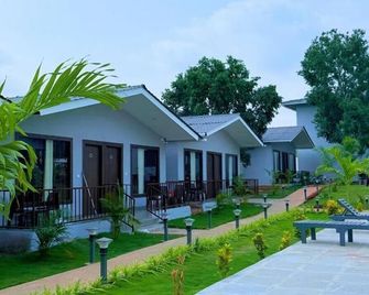 Lampost Boutique Hotel - Арамбол - Патіо