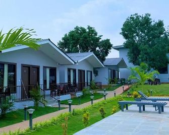 Lampost Boutique Hotel - Arambol - Innenhof