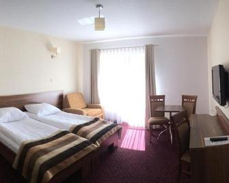 Hotel Dyminy - Kielce - Schlafzimmer
