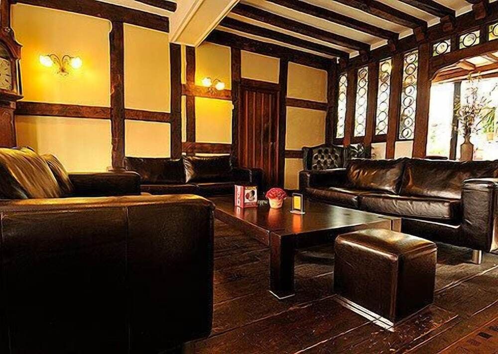 ذا تالبوت هوتل