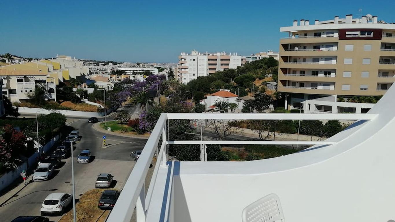 Ocean's 7 - Lagos Guest House