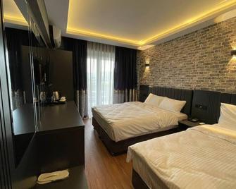 Sheltons Hotel - Kırıkkale - Bedroom