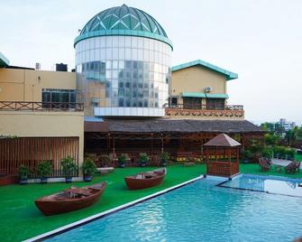 The Emerald Resort, Pune - Hinjewadi - Pool