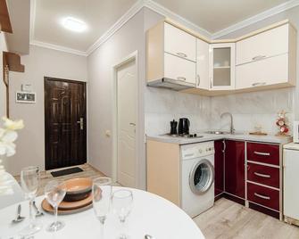 Centr Lev Tolstoi Luxrent - Chişinău - Bucătărie